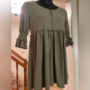 Olive Green Long Tunic Top - Boutique Size Small - Like New